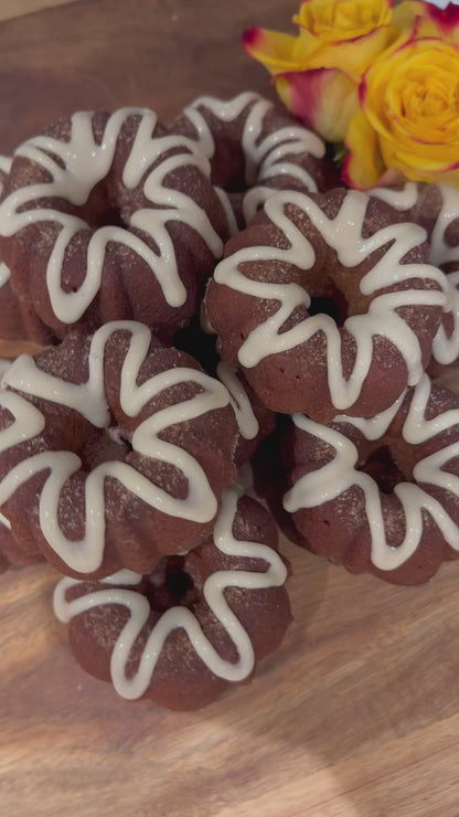 Apple Cider Mini Bundt Cake